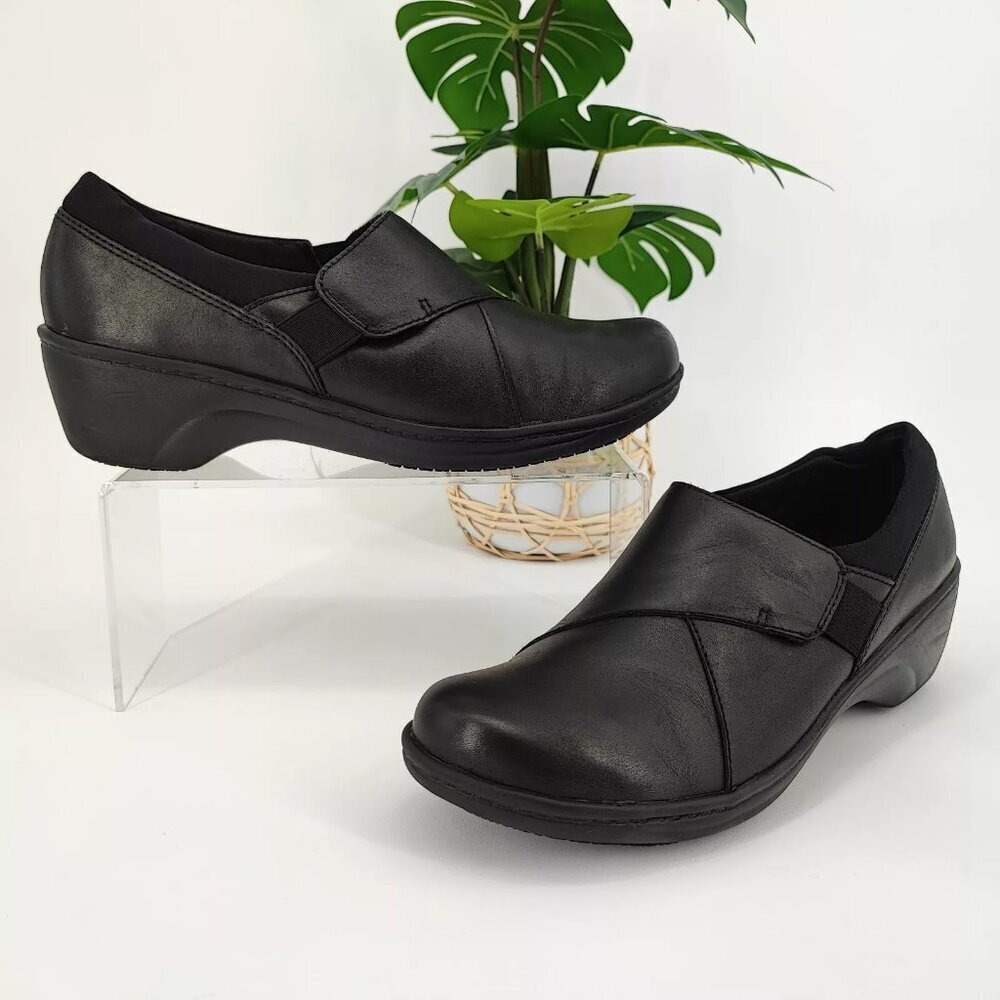 Clarks Women's Grasp Black Leather Round Toe Slip On Work Loafers Shoes Size 9
